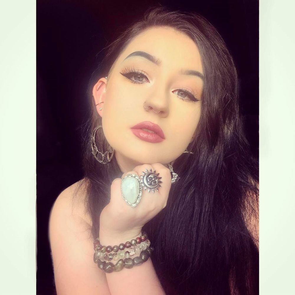 Meet your Posher, Shelby